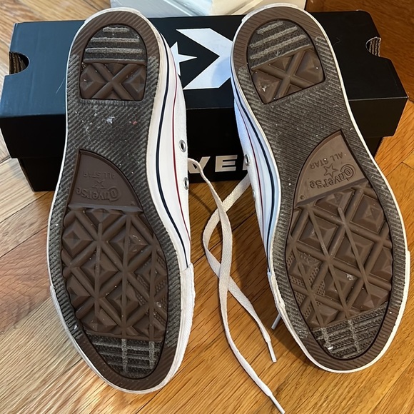 Converse chuck Taylor all star- size 7 women’s or 5 men’s - Picture 12 of 12